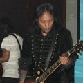 Jikun /rif Saat Latihan 'Wayang Orang Rock Ekalaya'