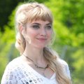 Akting Imogen Poots Sebagai Julia Maddon