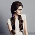 Lana Del Rey Berpose untuk Kampanye H&M Autumn-Winter 2012/2013