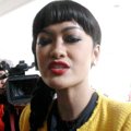 Julia Perez Saat Datangi Mabes Polri