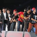 Aksi Denny Cagur Lakukan Goyang Bang Jali Bersama Keluarga Bang Jali