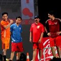 Para Host Bermain Bola di Panggung 'Gala XXI ANTV'