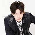 Lee Jong Suk di Majalah Marie Claire Korea Edisi April 2014