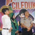Julia Perez Saat Pembukaan 'Jupe Fried Chicken'