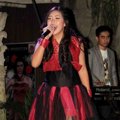 Penampilan Reina Kato Saat Perilisan Single 'Just A Friend' Kirei