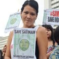 Melanie Subono Saat Menggelar Aksi Damai di Bundaran HI, Jakarta