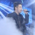 Penampilan Ubay di Panggung Indonesian Idol 2014