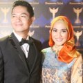 Dude Harlino dan Alyssa Soebandono di Red Carpet Panasonic Gobel Awards 2014