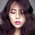 Park Ji Yoon di Majalah Elle Edisi Maret 2014