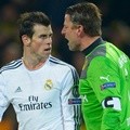 Gareth Bale yang Diserang Kemarahan Roman Weidenfeller