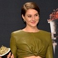 Shailene Woodley Raih Penghargaan Best Character