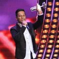 Ricky Five Minutes Raih Piala Pemain Keyboard Paling Ngetop