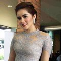 Olla Ramlan di Acara 'Selebrita Siang' Trans7