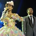 Citra Scholastika dan Sammy Simorangkir di Panggung Global Seru Awards 2014