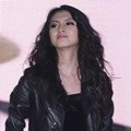 Donita Kini Tergabung dalam Band Eden