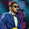 Petra Sihombing Menghibur Penonton Global Seru Awards 2014
