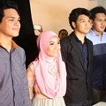 Fatin Shidqia Berkolaborasi dengan The Overtunes
