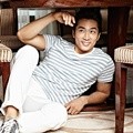 Song Seung Heon di Majalah @STAR1 Edisi Mei 2014