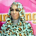Puput Melati Saat Acara Pembukaan Cabang Baru Butik April Jasmine