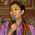 Happy Salma di Jumpa Pers Pemutaran Film 'Kamisan' ke-300