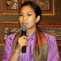 Happy Salma di Jumpa Pers Pemutaran Film 'Kamisan' ke-300