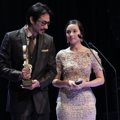 Darius Sinathrya dan Chelsea Islan Bacakan Nominasi Pemeran Pendukung Wanita Terbaik