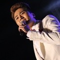 Aksi Panggung Eru di Konser Hide & Seek