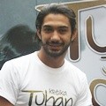 Reza Rahadian di Konferensi Pers Film 'Ketika Tuhan Jatuh Cinta'