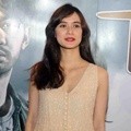 Renata Kusmanto Hadiri Premiere 'Ketika Tuhan Jatuh Cinta'