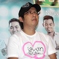 Apoy Ditengah Jumpa Pers Rilis Album Terbaru Wali