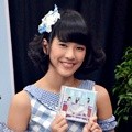 Beby JKT48 di Konferensi Pers Peluncuran Single 'Gingham Check'