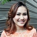 Ayu Ting Ting Usai Mengisi Sebuah Acara di Stasiun Televisi