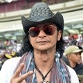 Andi /rif di Konser 'Salam 2 Jari'