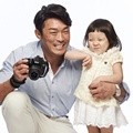 Choo Sarang dan Ayahnya Jadi Bintang Iklan Nikon