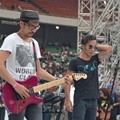 Slank Tampil di Konser 'Salam 2 Jari'