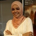 Dewi Sandra dalam Launching Soundtrack dan Poster Film 'Haji Backpacker'