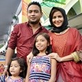 Bebi Romeo dan Meisya Siregar Bersama Kedua Anaknya