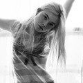 Elle Fanning di Majalah INTERVIEW Edisi Mei 2014