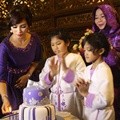 Ussy Sulistiawaty Rayakan Ulang Tahun ke-33