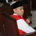 Guntur Bumi Menjalani Sidang Perdana Kasus Penipuan