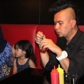 Ahmad Dhani Bawa Serta Putrinya di Press Screening Film 'Runaway'