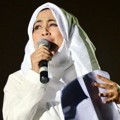 Pipik Dian Irawati Tampil di Konser Deklarasi Damai