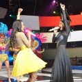 Nowela dan Dewi Persik Nyanyikan Lagu 'La La La'