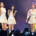 A Pink Saat Tampil di 'White Concert'