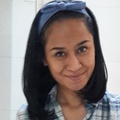 Maylaffayza Terlihat Cantik Mengenakan Kemeja Kotak-Kotak