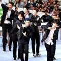 Super Junior-M Tampil Nyanyikan Lagu 'Swing'