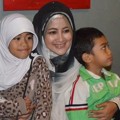 Pipik Dian Irawati Saat Launching Single 'Ibu dan Kasihmu'