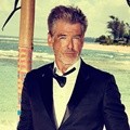Pierce Brosnan di Majalah DuJour Edisi Agustus 2014