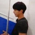 Lee Seung Gi Lakukan 'Ice Bucket Challenge' di Kamar Mandi
