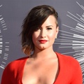 Demi Lovato di Red Carpet MTV Video Music Awards 2014